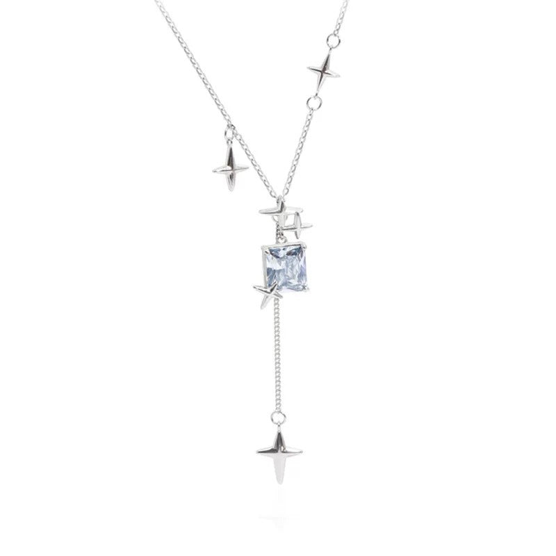 Damen Edelsteinkette mit elegantem Flugzeuganhänger und filigraner Gliederung Shop Nory
