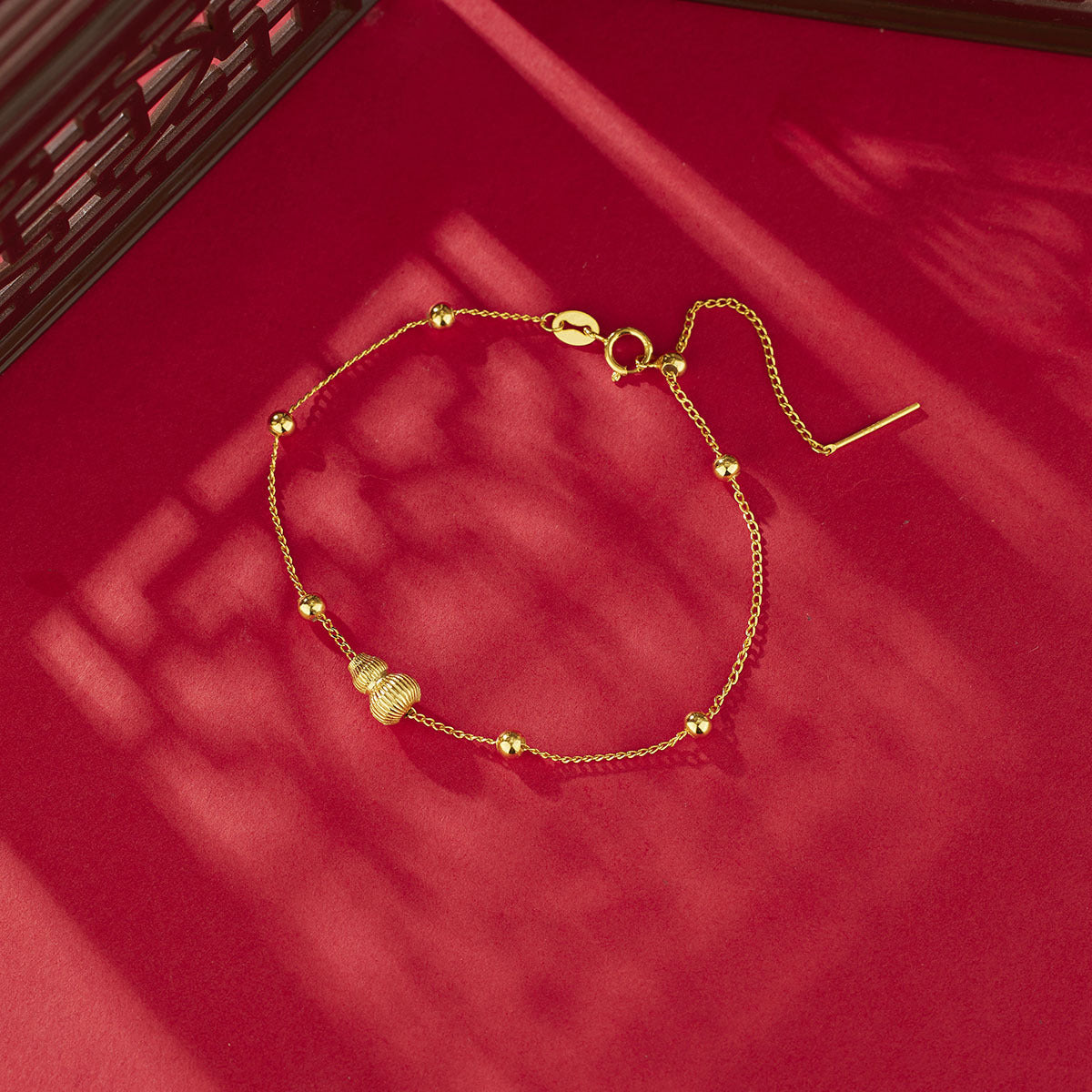 Damen filigranes Armband mit kunstvollem Kugeldesign Shop Nory