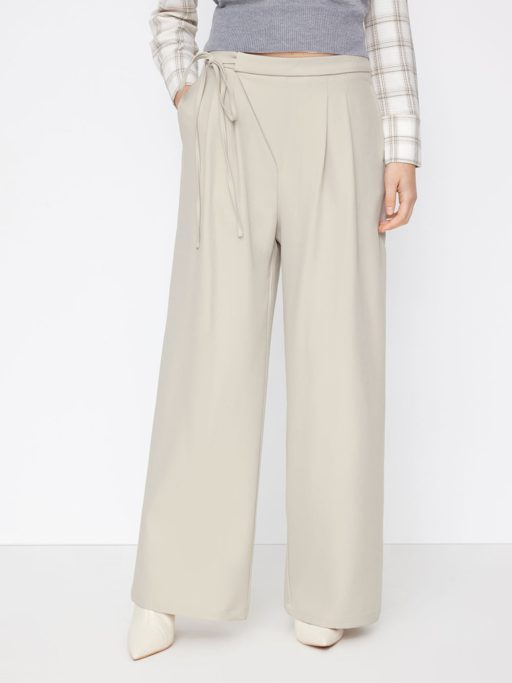 Damen Weite Nadelstreifen-Hose mit Wickel-Taille Shop Nory