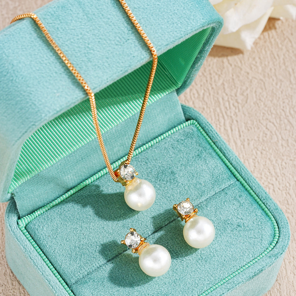 Damen Schmuckset mit eleganten Perlenanhängern und funkelnden Zirkonia Shop Nory