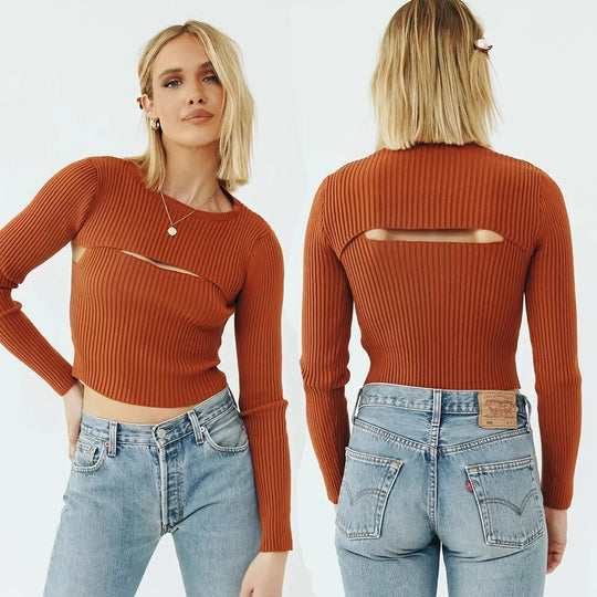 Damen Kurz geschnittenes Rippstrick-Top mit asymmetrischen Cut-Outs und Rundhalsausschnitt Shop Nory