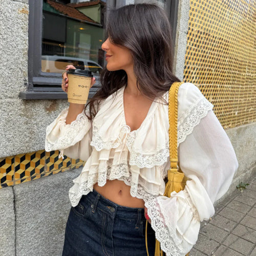 Damen Geraffte Spitzen‑Croptop‑Bluse mit Volants und V‑Ausschnitt Shop Nory