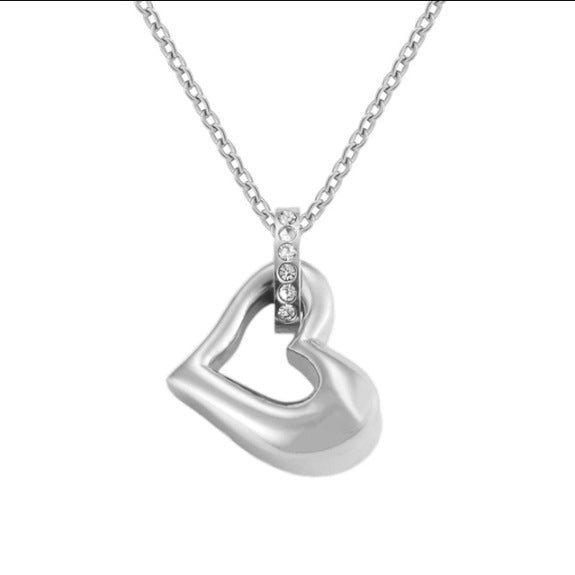 Damen Anhänger mit Herzmotiv und funkelnden Zirkonia Shop Nory