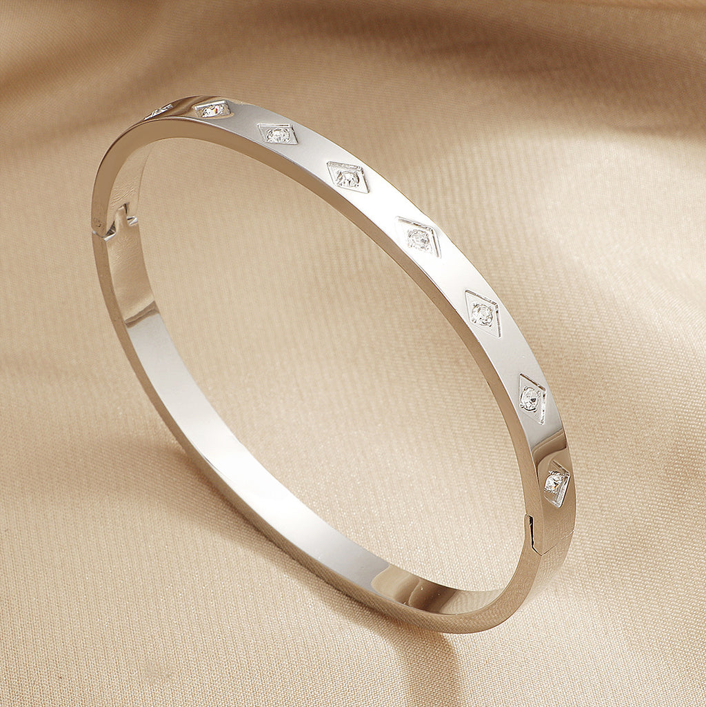 Damen Geometrisches Diamantbesetztes Armreif Armband Shop Nory
