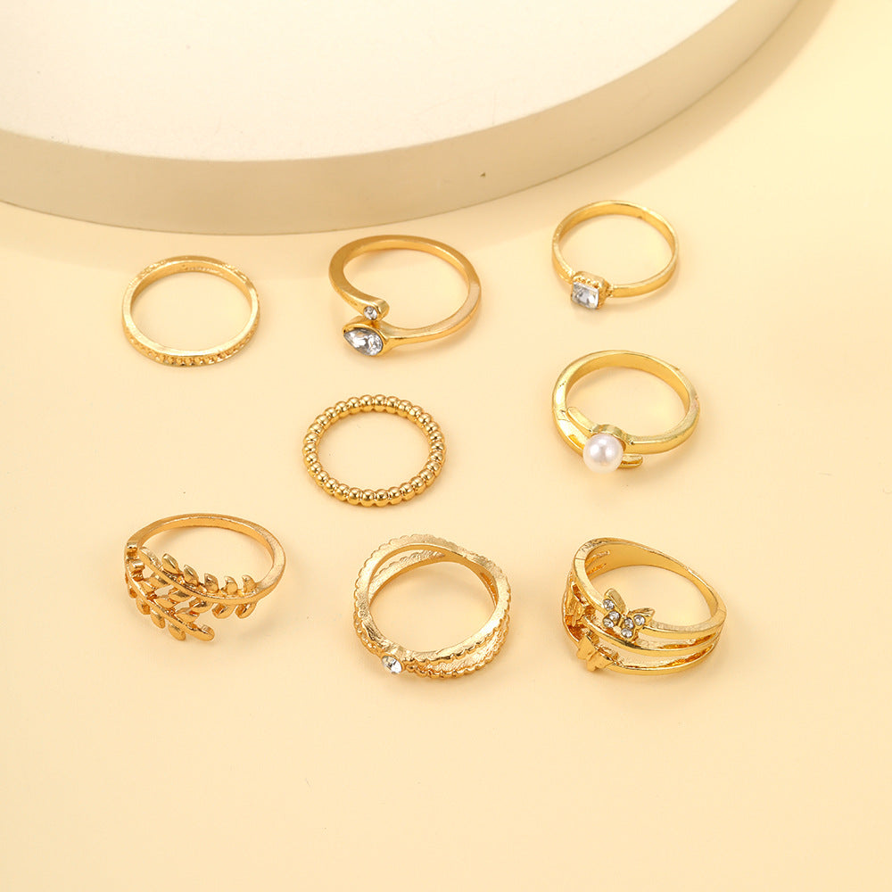 Damen Ring-Set mit funkelnden Akzenten und eleganten Designs Shop Nory