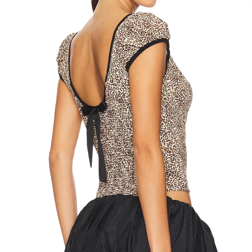 Damen Figurbetontes Cropped-Top mit Leoprint, Quadratausschnitt & Kontrastpaspel Shop Nory
