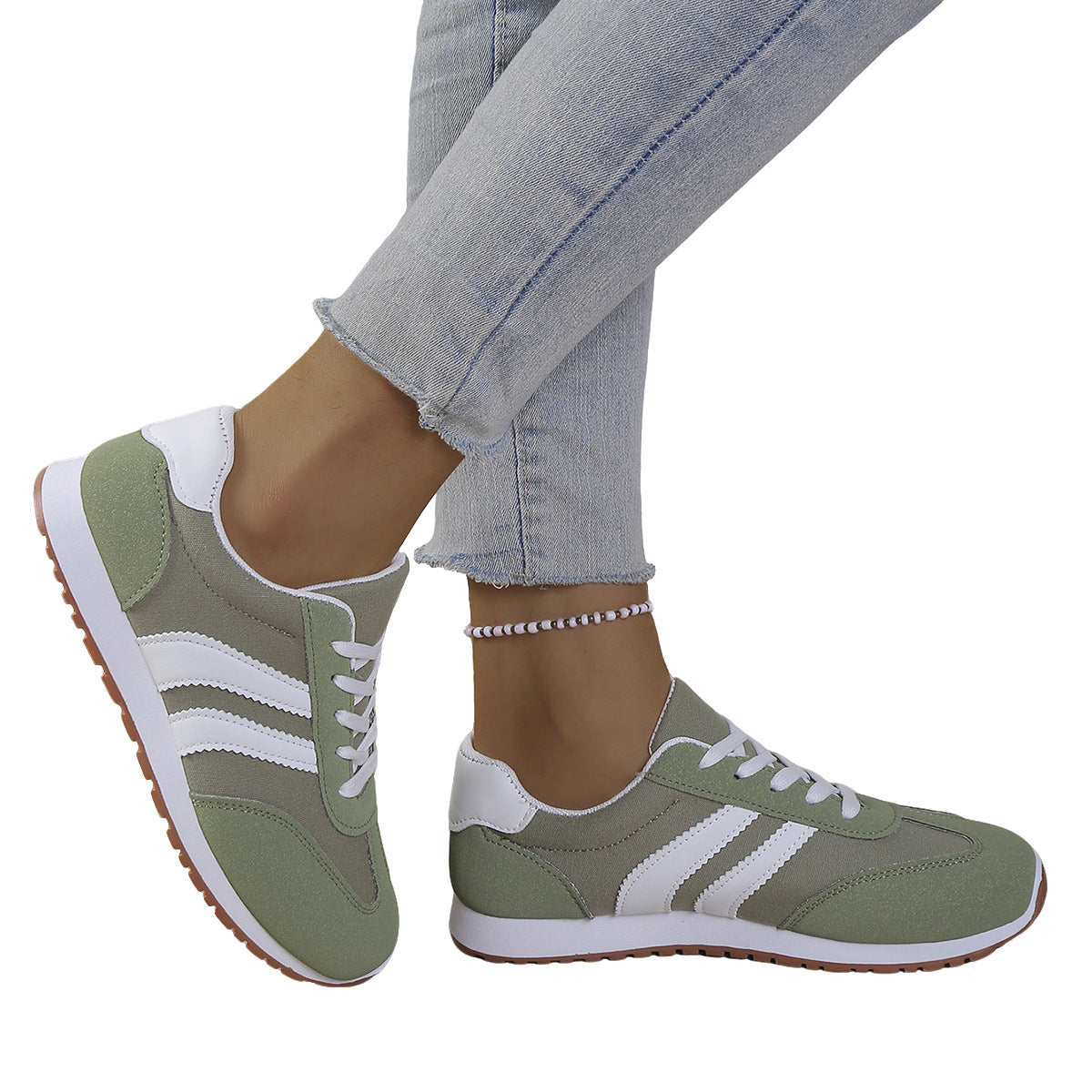 Damen Sneakers im sportlichen Retro-Stil mit atmungsaktiver Oberflächenstruktur