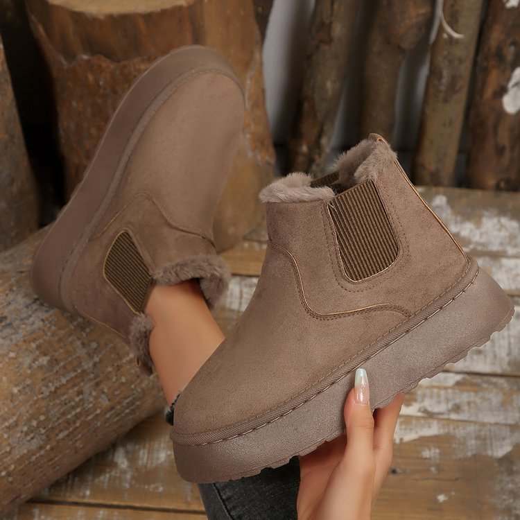 Damen Gefütterte Chelsea‑Stiefeletten aus Wildlederoptik mit elastischer Seitenblende und profilierter Gummisohle Shop Nory