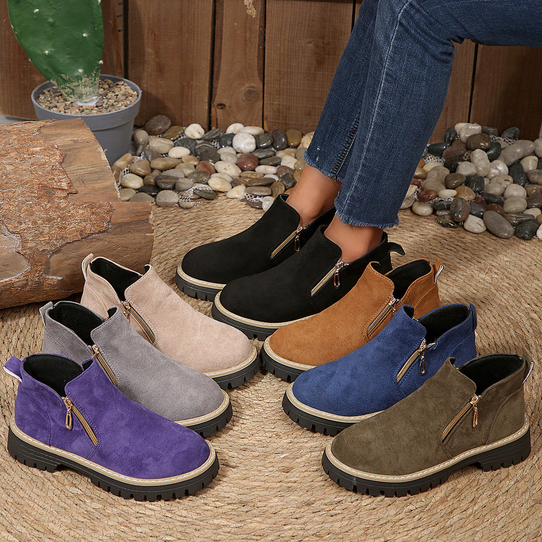 Damen Kurzschaft-Stiefelette aus Veloursoptik mit robust profilierter Sohle und seitlichem Reißverschluss Shop Nory