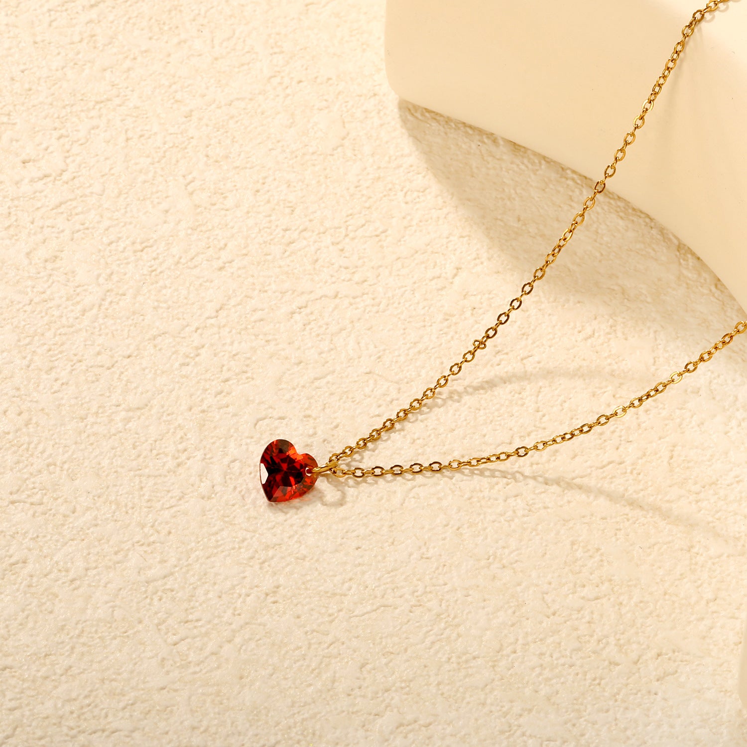 Damen Halskette mit herzförmigem Kristallanhänger und verlängerbarem Kettendesign Shop Nory