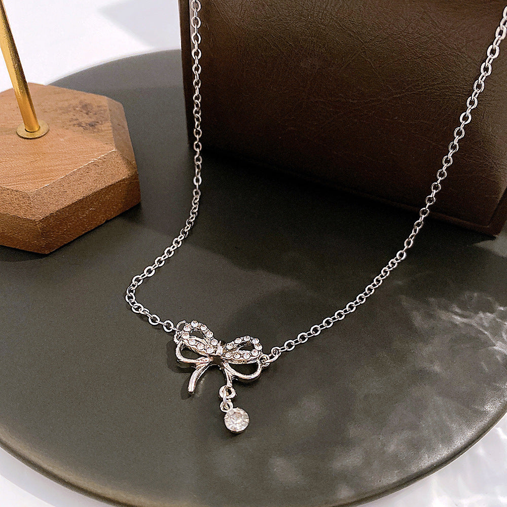 Damen Halskette mit herzförmigem Anhänger Shop Nory
