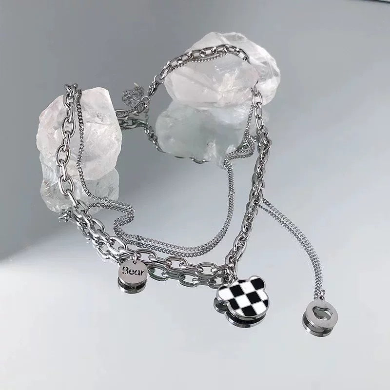 Damen Halskette mit verspieltem Tiermotiv und modischem Zierdesign Shop Nory