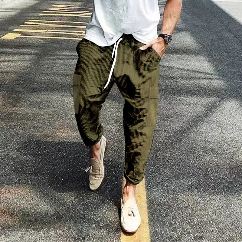 Herren nan Cord-Cargo-Jogginghose mit elastischem Tunnelzugbund, aufgesetzten Klappentaschen und tapered Bein Shop Nory