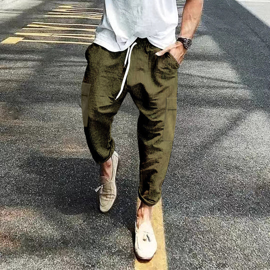 Herren nan Cord-Cargo-Jogginghose mit elastischem Tunnelzugbund, aufgesetzten Klappentaschen und tapered Bein Shop Nory