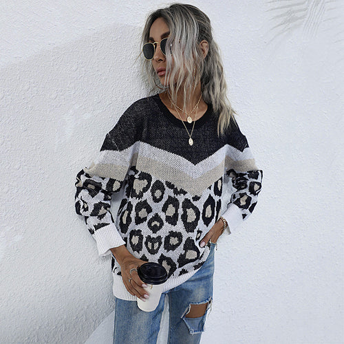 Damen Oversize-Feinstrickpullover mit Chevron-Detail und abstraktem Leoprint Shop Nory