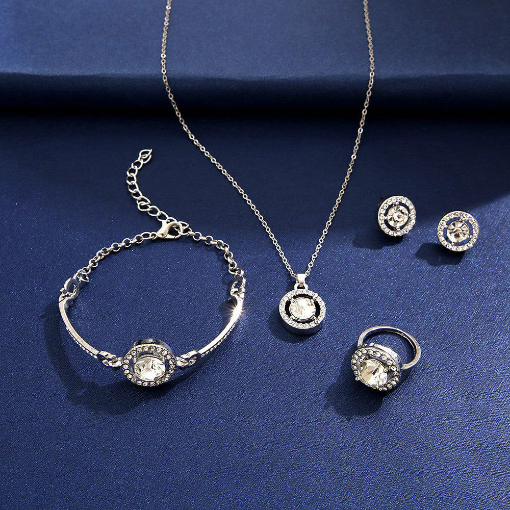 Damen Schmuckset mit funkelndem Kristalldesign Shop Nory