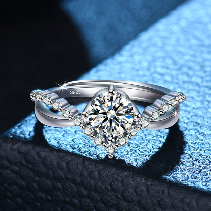 Damenring mit elegantem Hauptstein und gefrästem Design Shop Nory