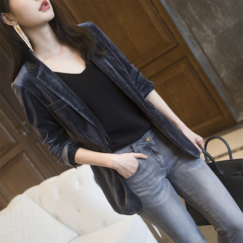 Damen Eleganter Samtblazer mit schmalem Schnitt Shop Nory