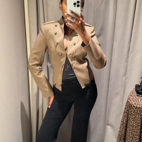 Damen Kurzblazer im Militarystil mit doppelreihigen Zierknöpfen Shop Nory
