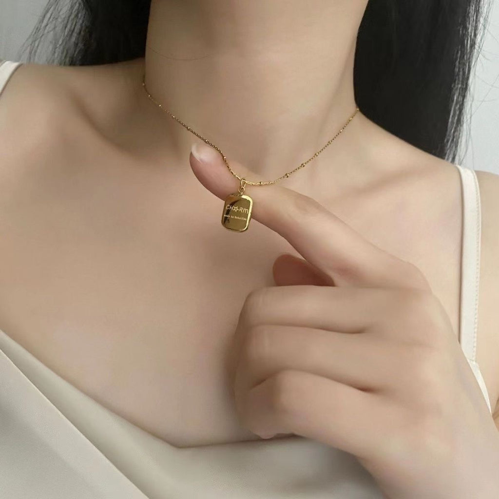 Damen Halskette mit personalisierbarem Anhänger aus hochwertigem Metall Shop Nory