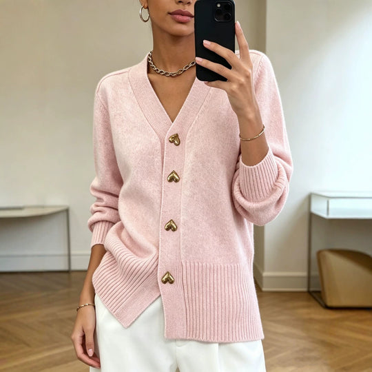 Damen Oversize V-Ausschnitt Strickcardigan mit herzförmigen Schmuckknöpfen Shop Nory