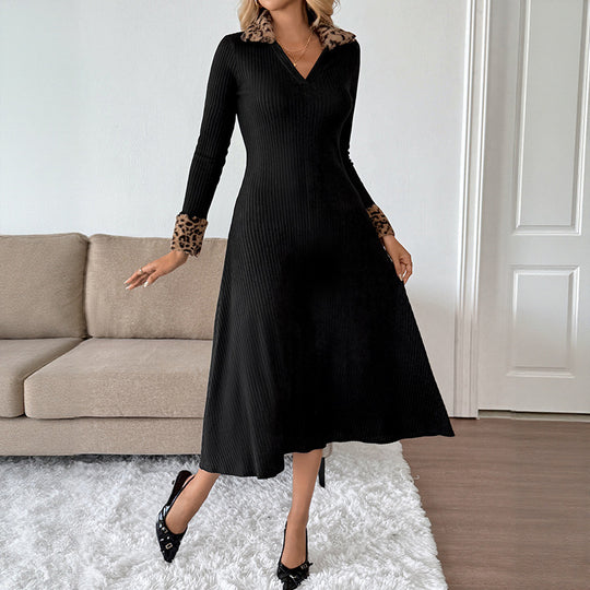 Damen Figurbetontes Rippstrick-Midikleid mit V-Ausschnitt, Kunstfell-Kragen und Bündchen Shop Nory