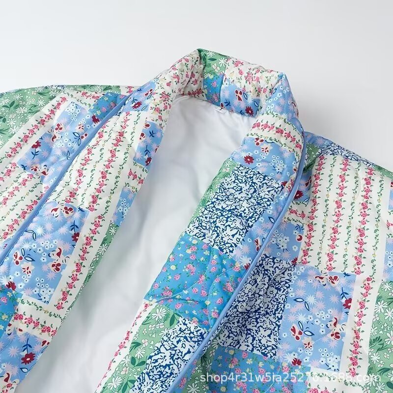 Damen Steppjacke im Patchwork-Quiltstil mit Schalkragen und aufgesetzten Taschen Shop Nory