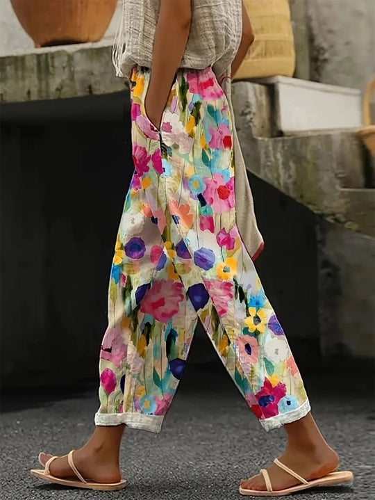 Damen Weite Sommerhose mit floralem Design und praktischen Taschen