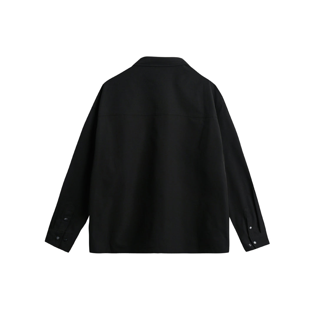 Unisex Overshirtjacke im Utility‑Stil mit Druckknopfleiste und Karabinerdetail Shop Nory
