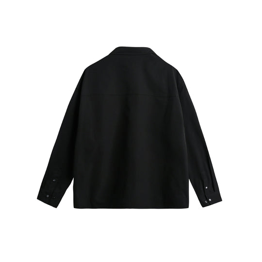 Unisex Overshirtjacke im Utility‑Stil mit Druckknopfleiste und Karabinerdetail Shop Nory