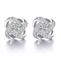 Hauptstein weißer Diamant, kleine Steine weißer Diamant