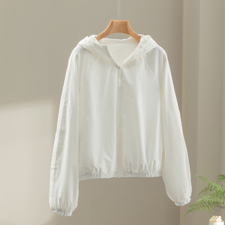 Damen Leichte Kapuzenjacke mit Kurzreißverschluss, Raglanärmeln und elastischem Saum Shop Nory