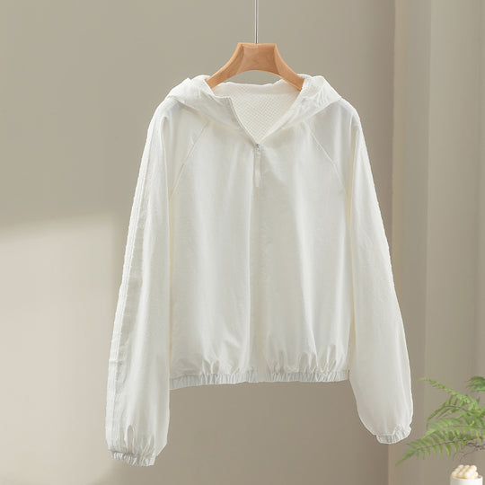 Damen Leichte Kapuzenjacke mit Kurzreißverschluss, Raglanärmeln und elastischem Saum Shop Nory