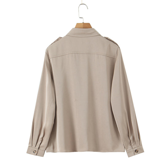 Damen Oversize-Hemdbluse mit aufgesetzten Brusttaschen und Schulterklappen Shop Nory