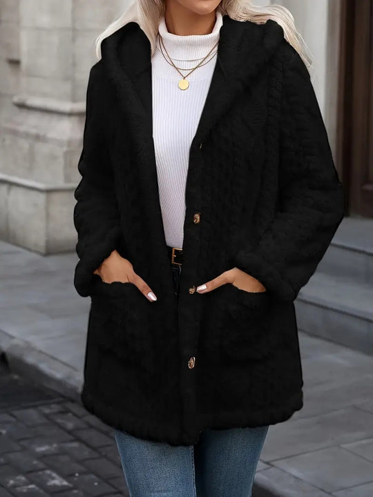 Damen Kuschelige Teddyjacke mit Kapuze, Knopfleiste und aufgesetzten Taschen Shop Nory