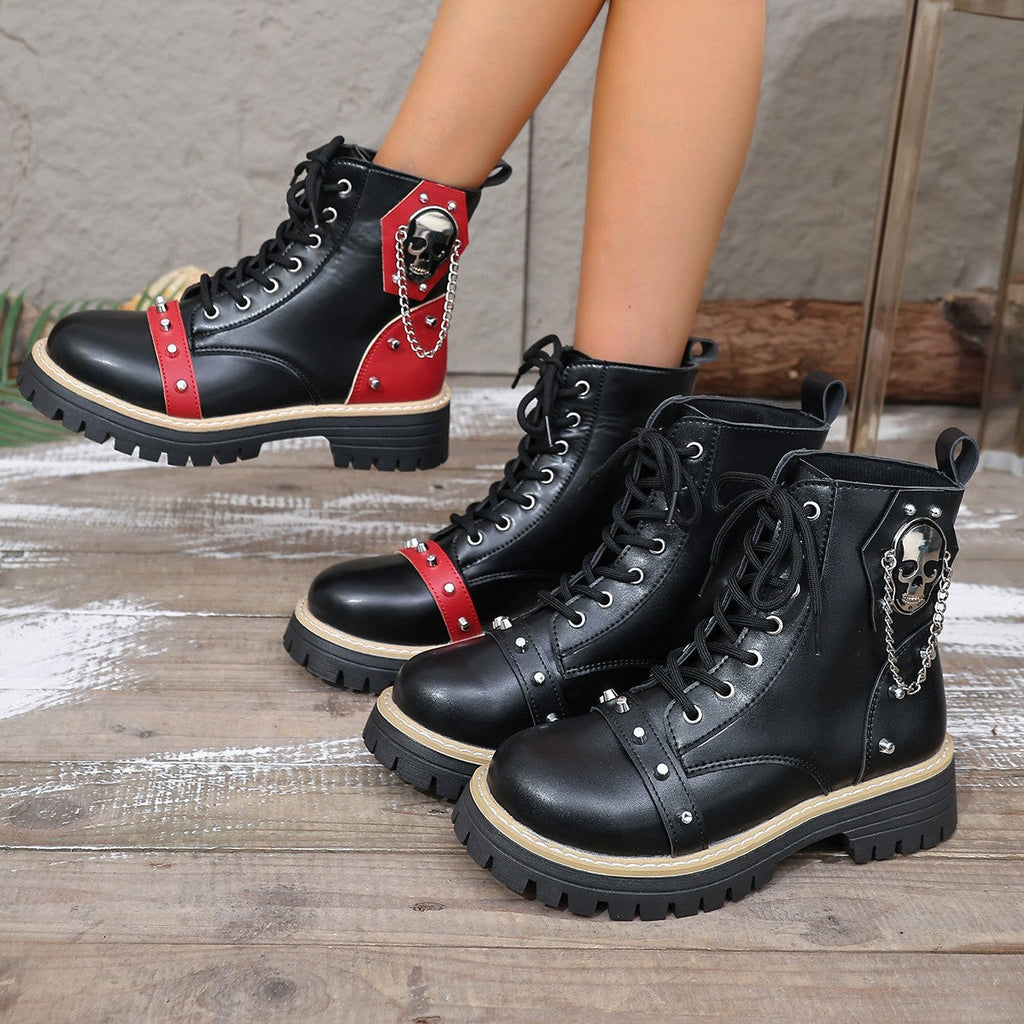 Damen modische Schnürstiefel mit dekorativen Nieten und Kettenanhänger
