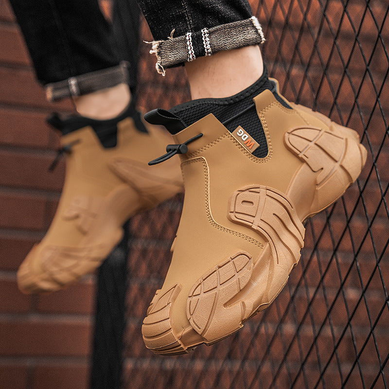 Herren robuste Outdoor Boots mit stabiler Sohle