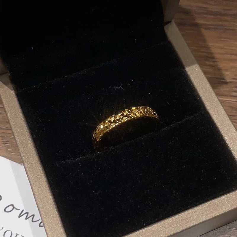 Damen eleganter, strukturierter Ring Shop Nory
