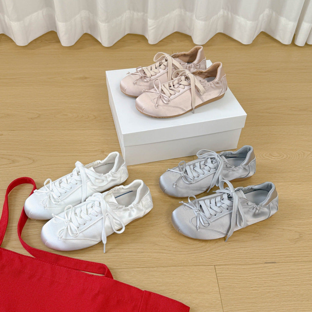 Damen Modische und komfortable Sneakers mit Satin-Oberfläche