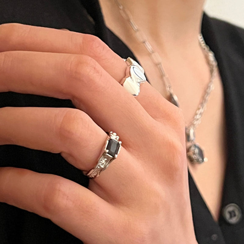 Damen Offener Ring mit kunstvollem Design und facettiertem Onyx Shop Nory