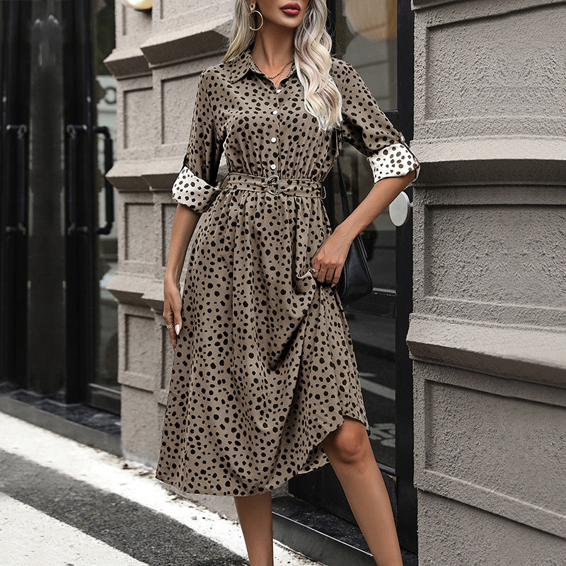 Damen Midikleid mit Hemdblusen-Design, tailliertem Gürtel & verspieltem Tupfenmuster Shop Nory