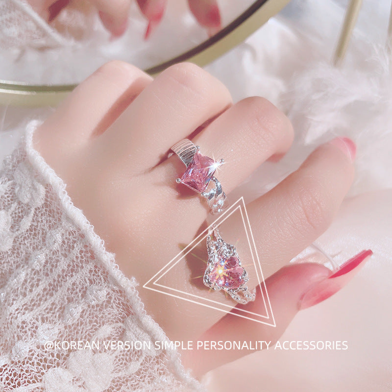Damenring mit eleganter Zirkonia-Verkettung und filigranem Design Shop Nory