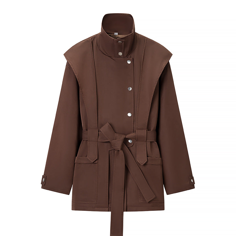 Damen Taillierte Übergangsjacke mit Stehkragen, Schultercape und Bindegürtel Shop Nory