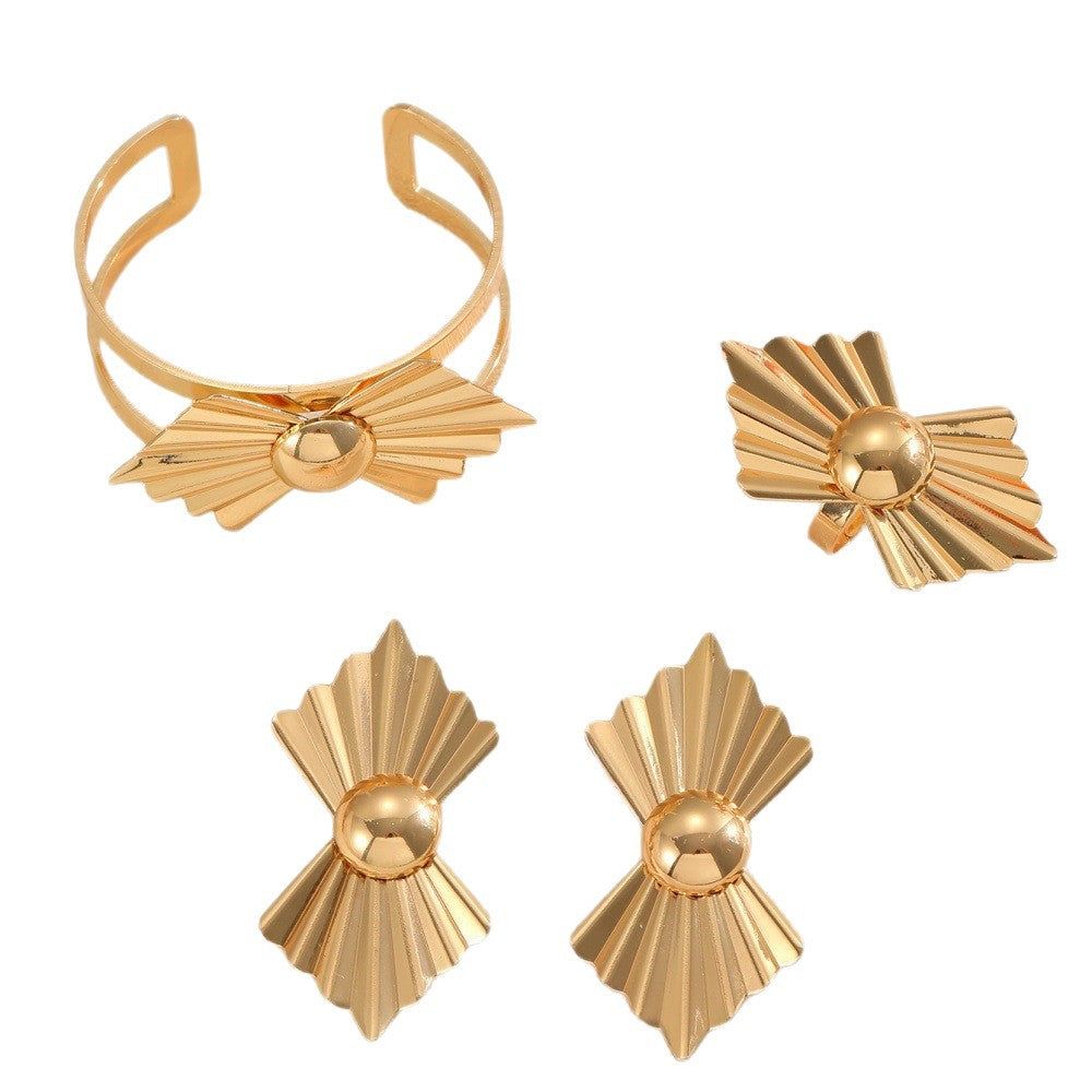 Damen Armreif mit elegantem Faltendesign Shop Nory