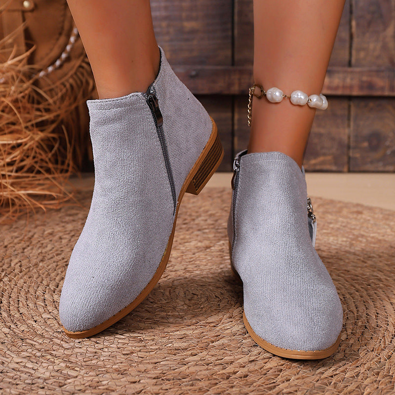 Damen Kurzschaft-Stiefeletten mit seitlichem Reißverschluss und kleinem Blockabsatz Shop Nory
