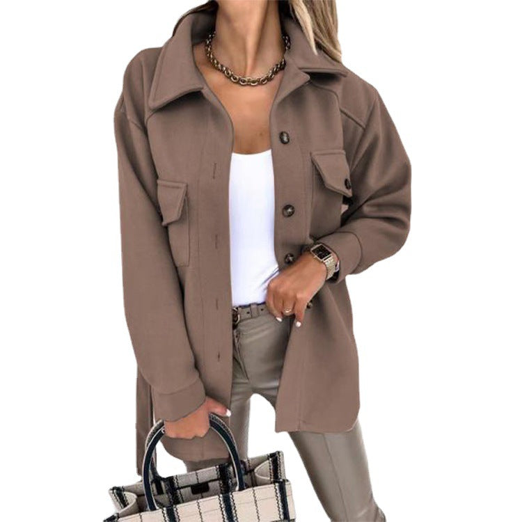 Damen Oversize-Hemdjacke mit praktischen Taschen und modernem Kragen