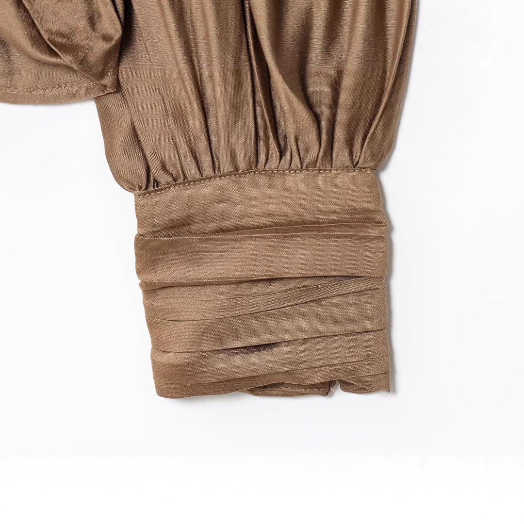 Damen Plissierte Satinbluse mit Stehkragen und Ballonärmeln Shop Nory