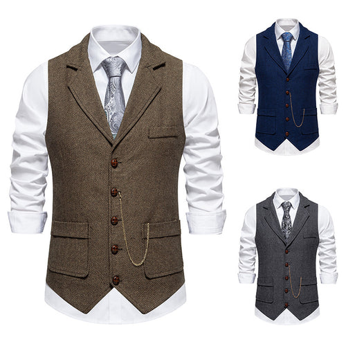 Herren Taillierte Anzugweste mit Schalkragen‑Optik, Pattentaschen und dekorativer Uhrenkette Shop Nory
