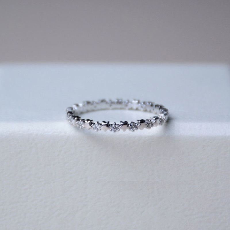 Damen funktionsreicher Zirkonia-Ring mit stilvollem Design Shop Nory