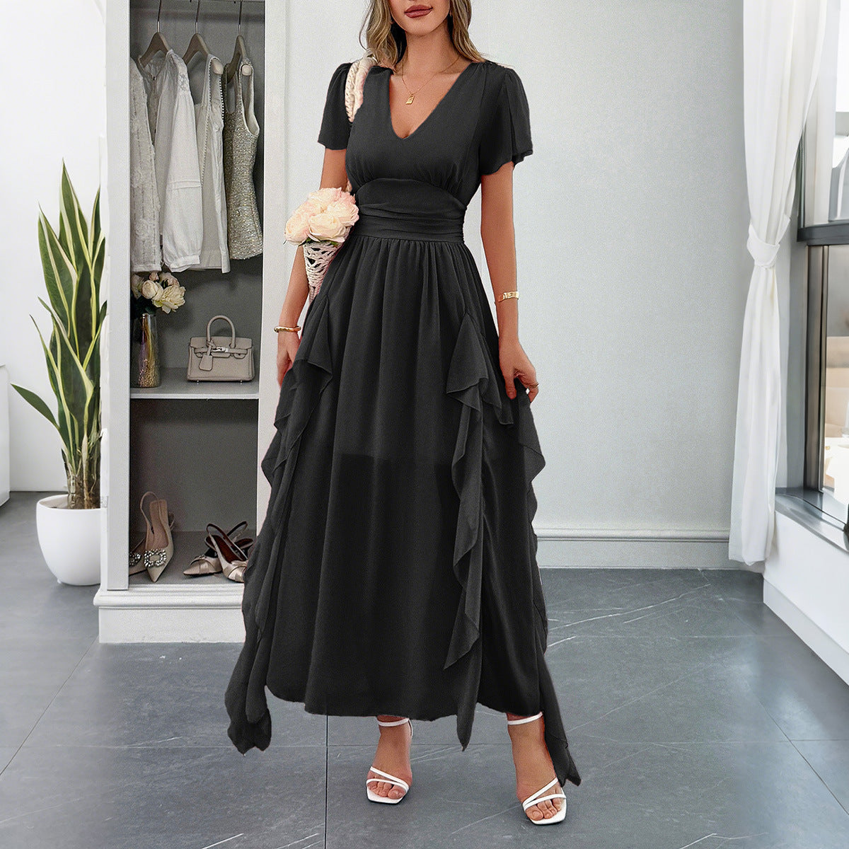 Damen Maxi-Kleid mit fließendem Rüschendesign und V-Ausschnitt
